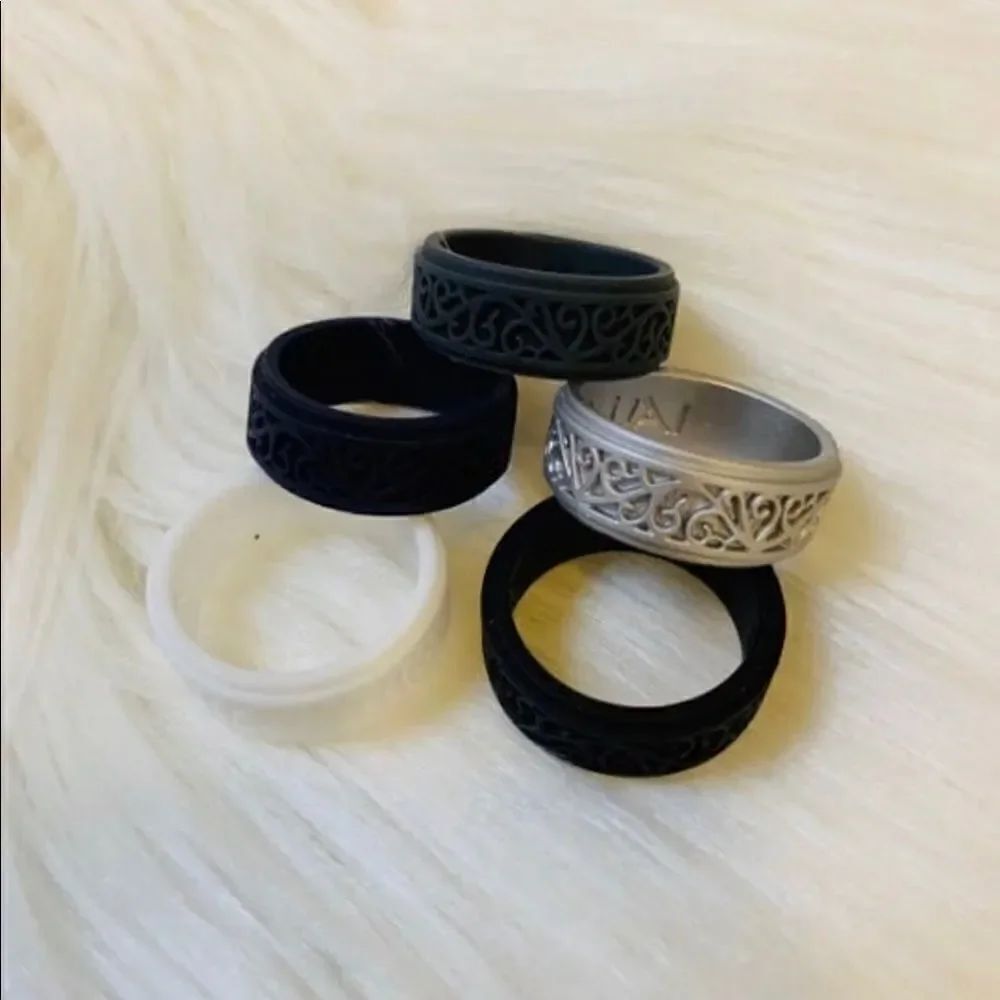 Silicone Wedding Rings for Men Timeless Elegance Ring Collection. - Picture 3 of 3